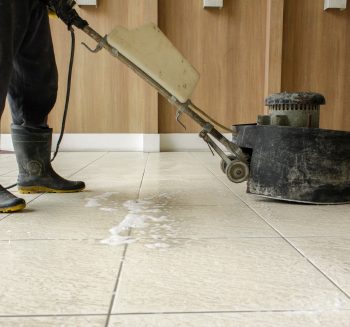 Qual máquina usar na limpeza pós obra? Guia prático sobre locação de máquinas para limpeza bh